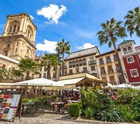 La Plaza, En El Centro Facil Acceso Y Parking Cercano Гранада Екстериор снимка